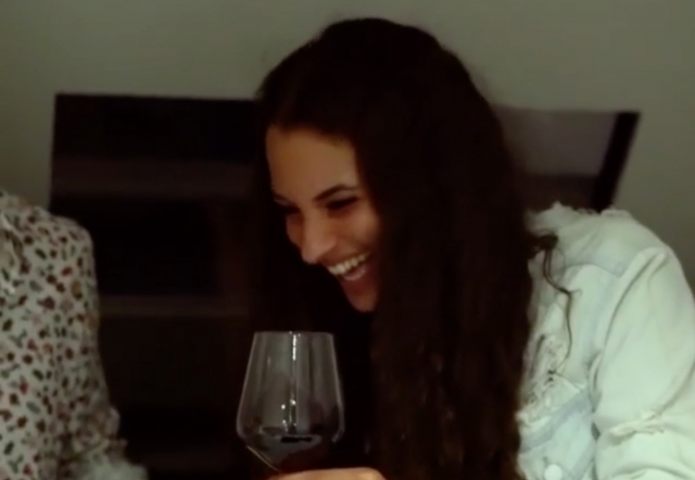 ragazza in barca 
