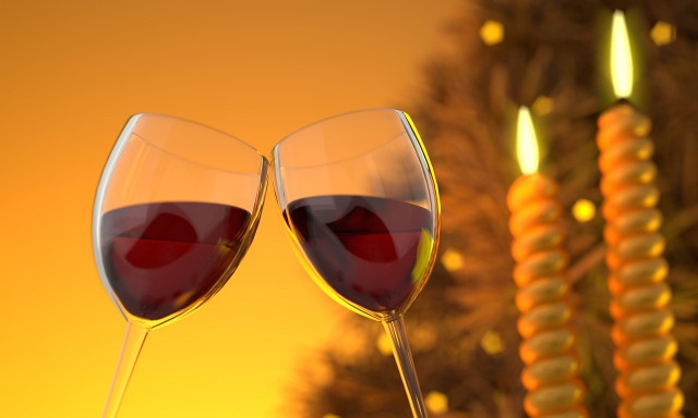  two glasses that toast 
