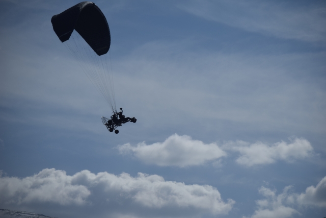 paramotore in volo 