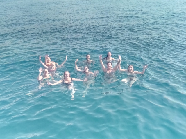  Jump into the water with friends 