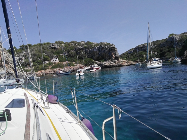  Sailing through the best coves 