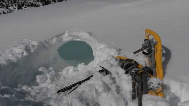  Raquetas de nieve y cueva 