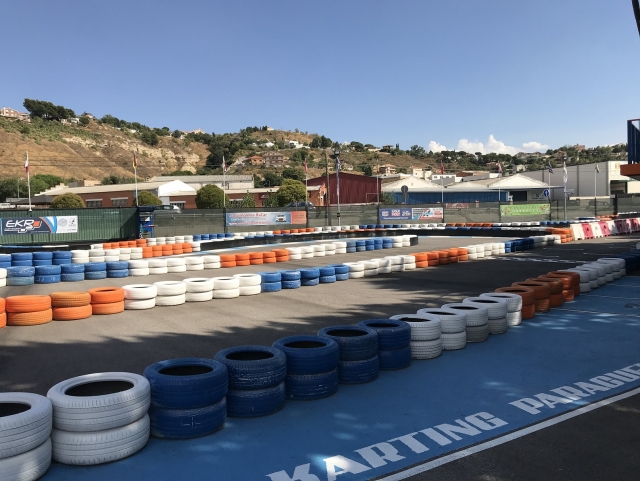  Protections with colored tires 