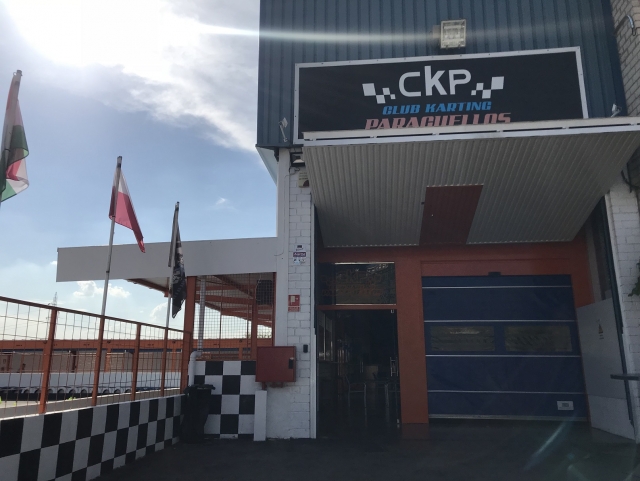 Acceso al karting