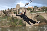 Salto en tirolina urbana sobre el Tajo+foto, 180m