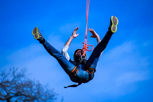 Foto del salto de puenting