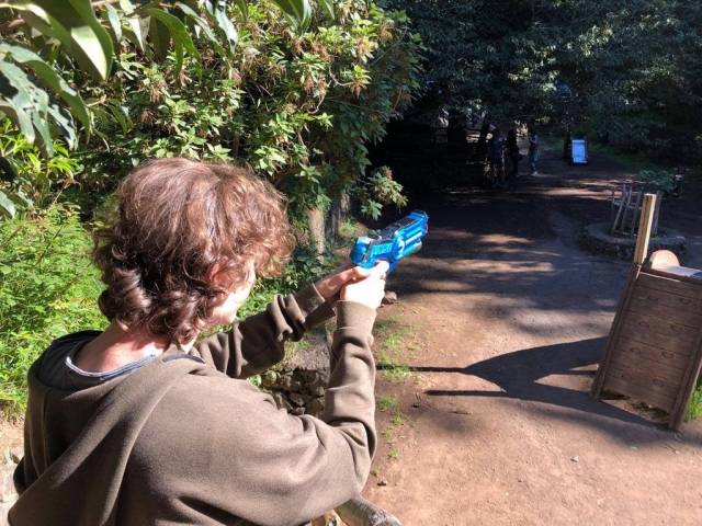  Tiro laser nel parco 