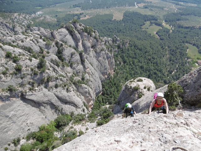  Couple en séance d'escalade 