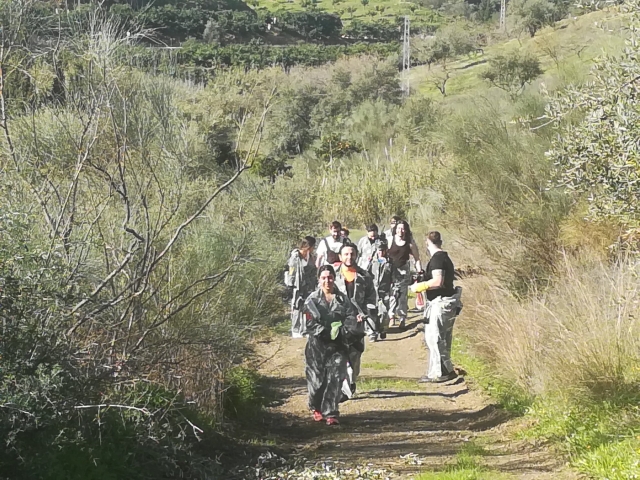  Running to their positions with the markers