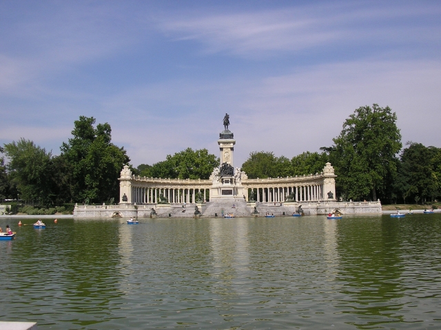  Lac du Parc du Retiro 