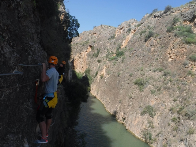  垂直路线 via ferrata