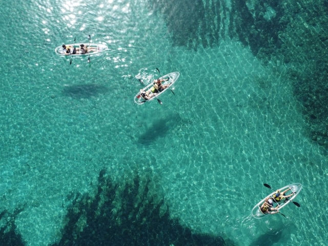 Kayaks transparentes en Cabo de Palos