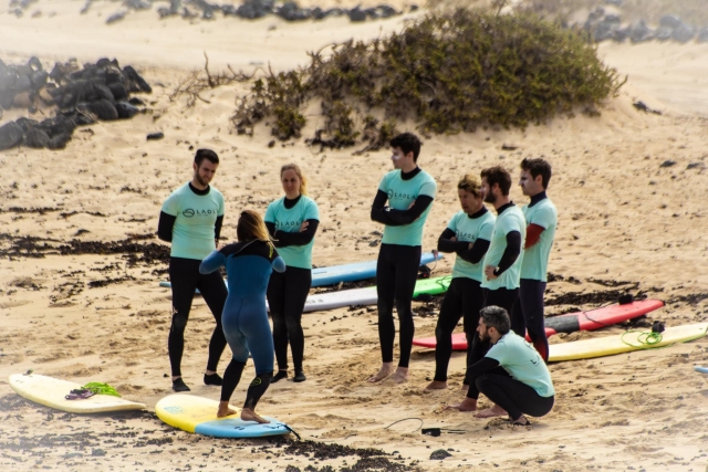  Groups of up to 8 people 