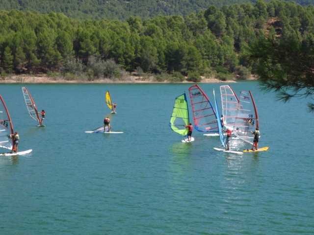 Windsurf en grupo