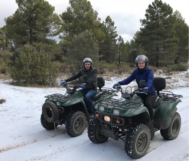 Ruta en quad por la nieve