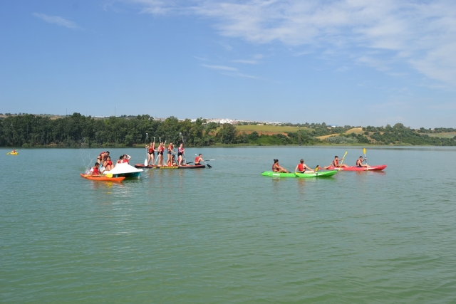  Sportliche Aktivitäten im Wasser