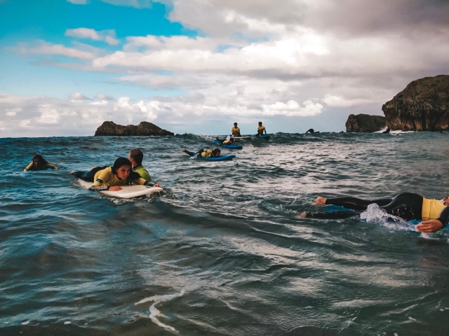  Cours de surf au camp 
