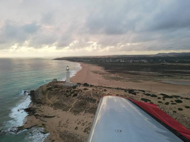 El faro desde el aire 