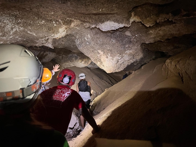  Caving in Sorbas