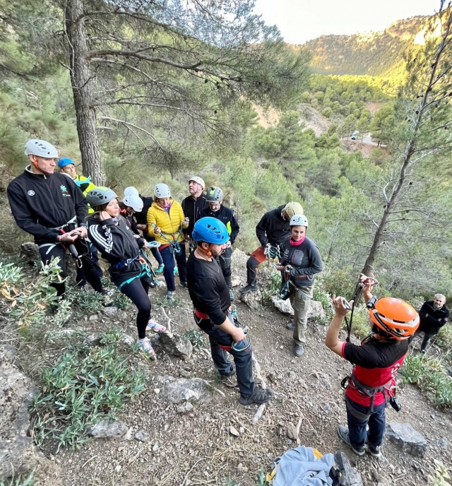 Listos para empezar la ferrata en Almería