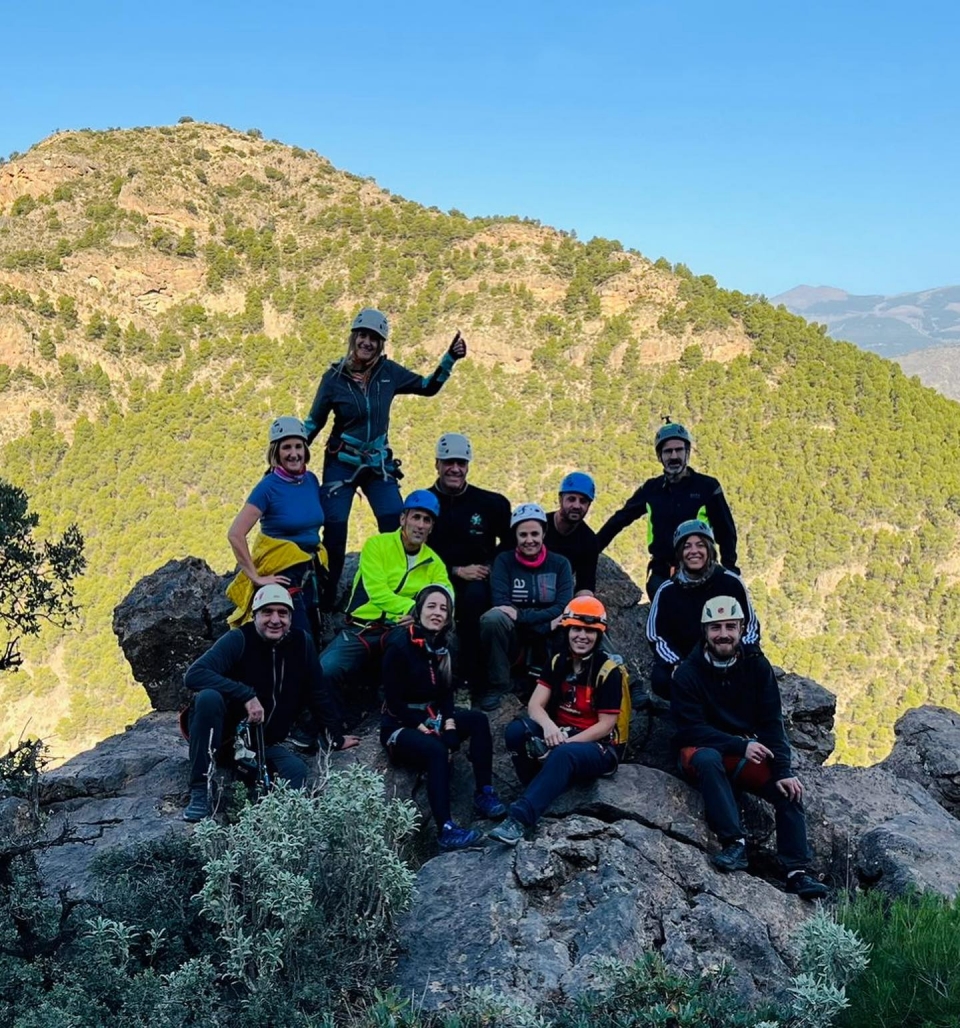 Tras disfrutar de la subida en la ferrata de Fondón 