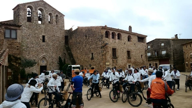  Route through medieval towns 