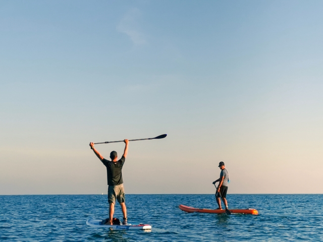 Paddle surf sulla costa di Alicante 