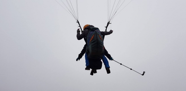  Fliegen mit dem Monitor 