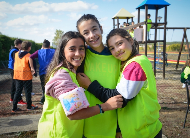 meninas no acampamento 