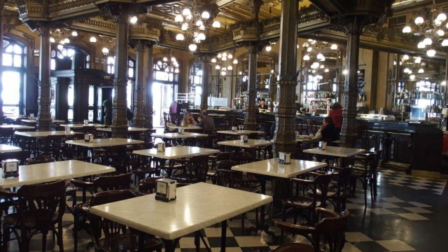  Le café iruna à Pampelune 