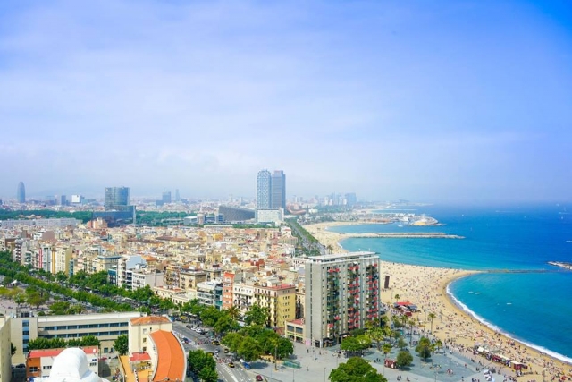  Panoramic views of Barcelona 