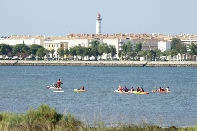 Route à travers Estero de San Bruno 