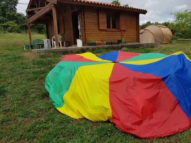 Juegos en la acampada de dos días