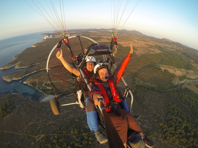 Voe em paramotor de Manacor 