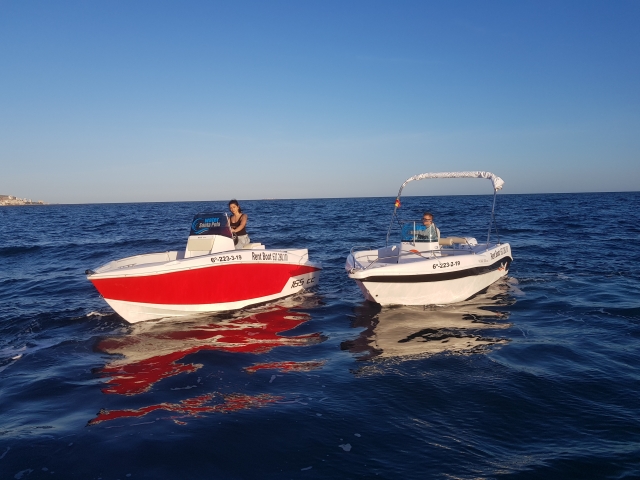 Navigazione in barca a Santa Pola
