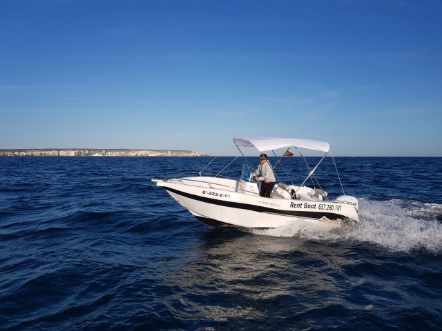 Location de bateau sans skipper Alicante 