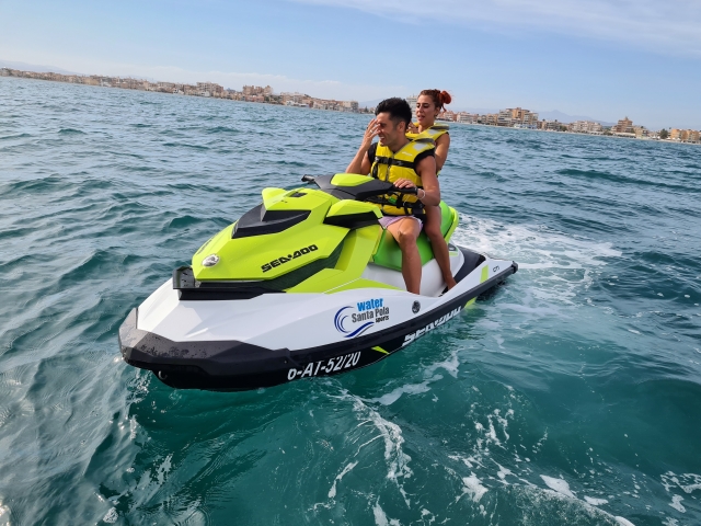 moto de agua biplaza