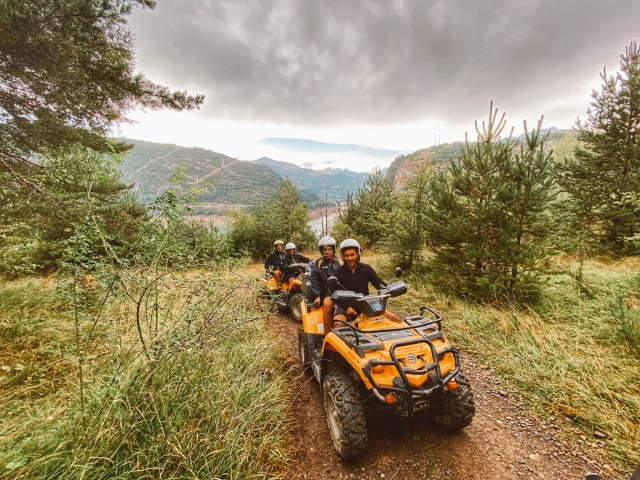  Quad pelos caminhos do Vale de Tena 