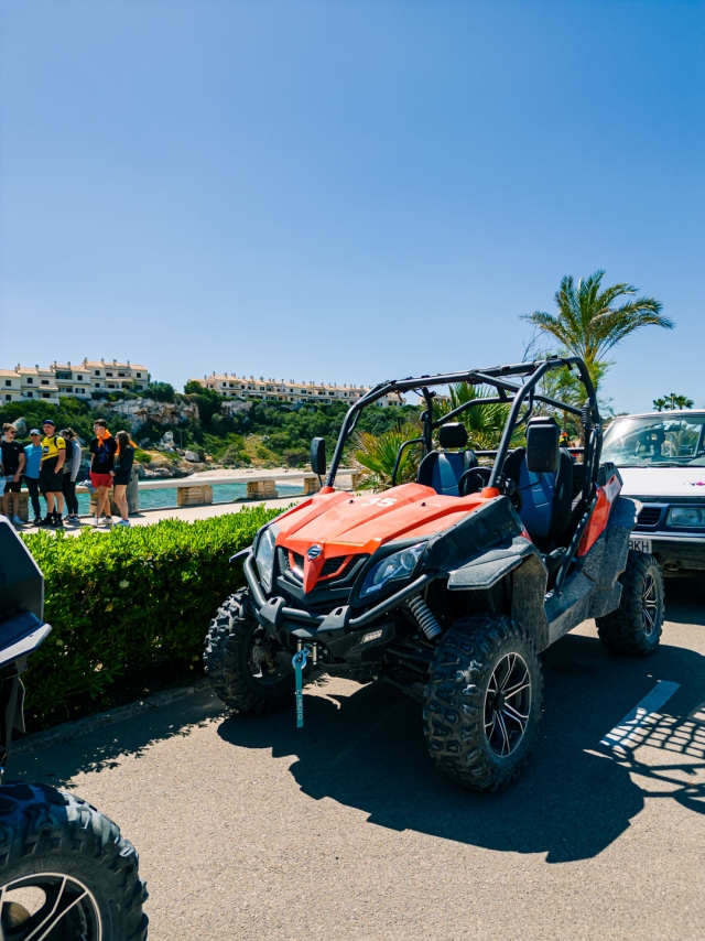  穿越马略卡岛的越野车路线 