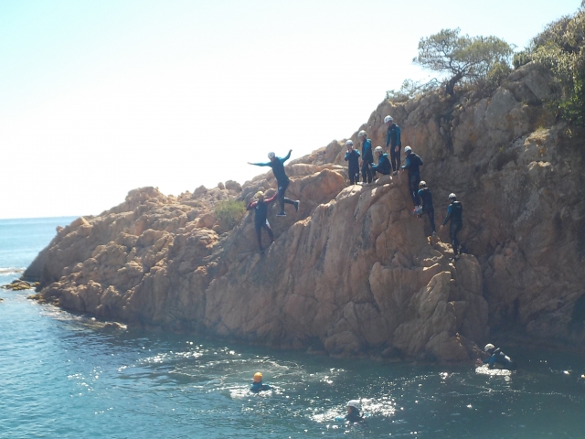  Percurso de team building de Coasteering