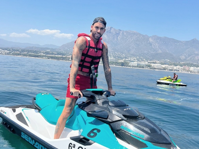  Naviguez autour de Marbella en jet ski 