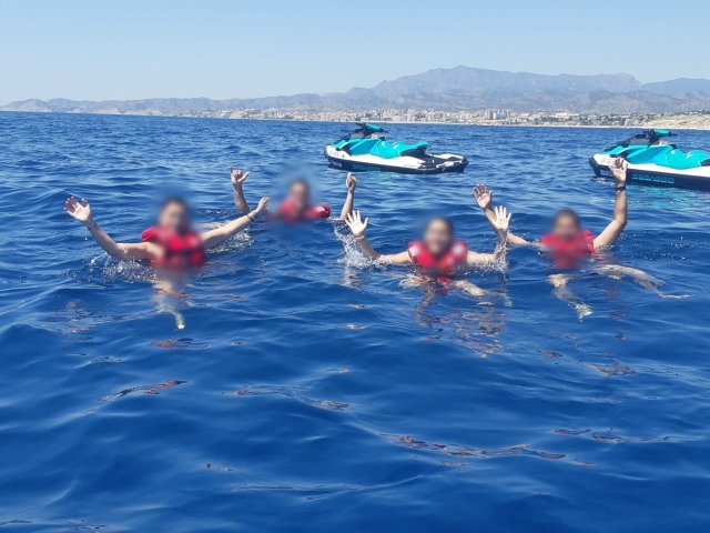  Tutti in acqua 
