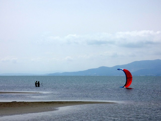 完美的风筝冲浪表面 