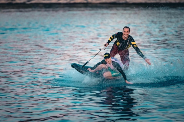  Spin with jet surf board 