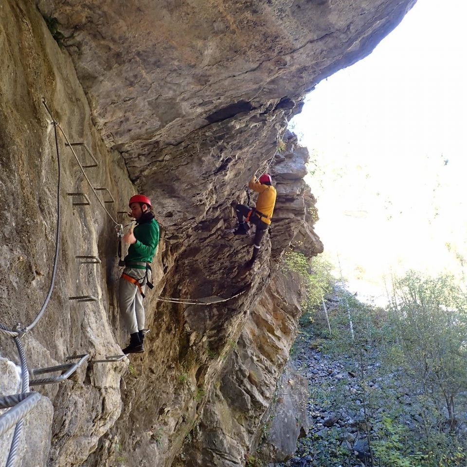 Ascensión vía ferrata en el valle de Benasque