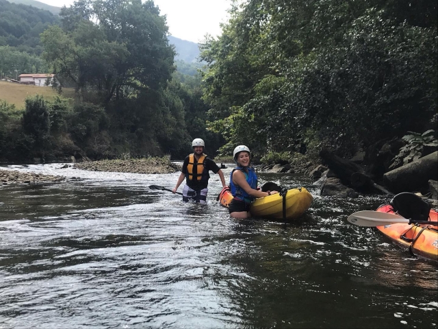  Monter dans le kayak après la chute 