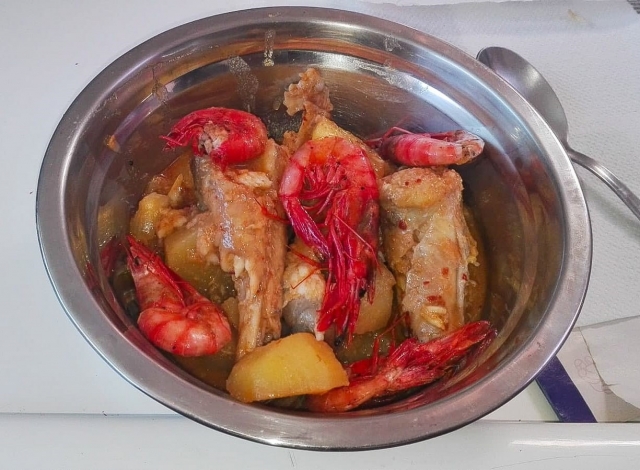 Puchero con capturas del día Jávea