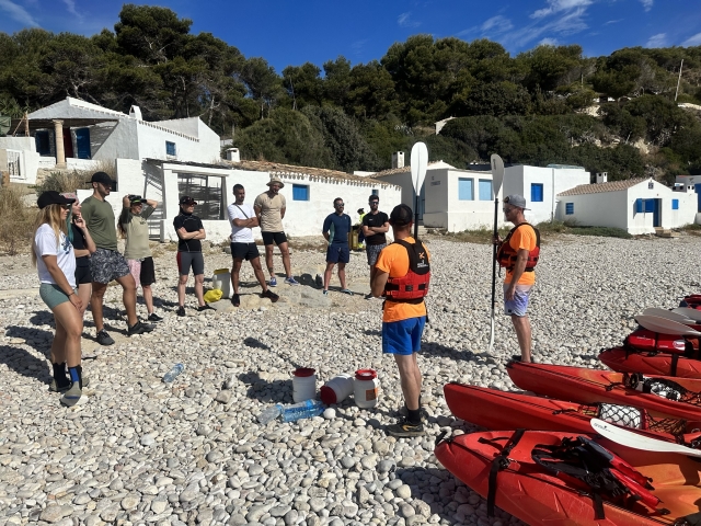  Two-seater kayaks on the coast of Alicante 
