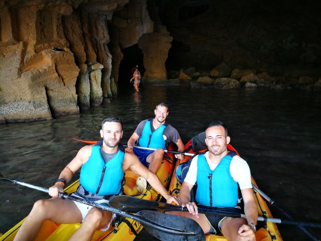 Salida para amigos en kayak Dénia