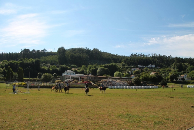  Escursione a cavallo nella campagna di A Coruña 